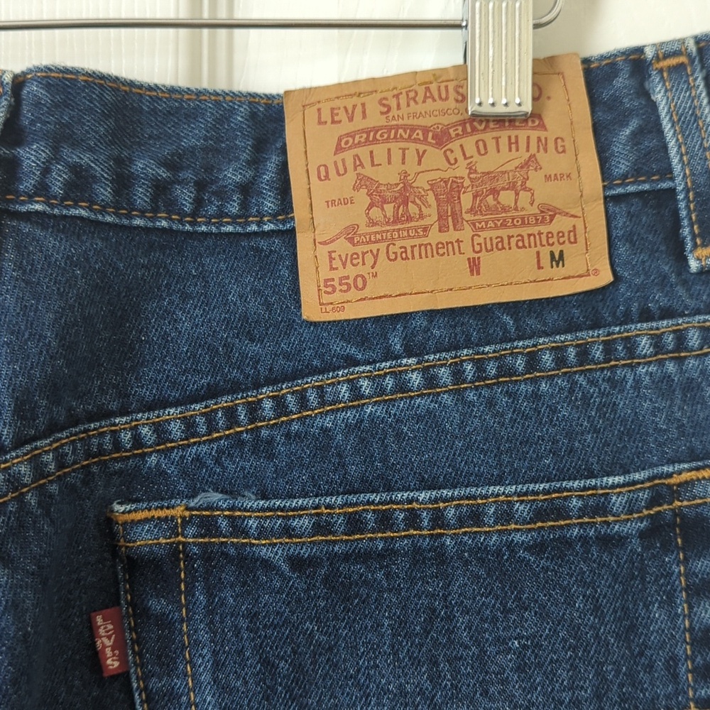Levi's 90's Vintage 550 Dark Wash High Rise Relaxed Fit Tapered Leg Mom Jeans 18 - Picture 14 of 15